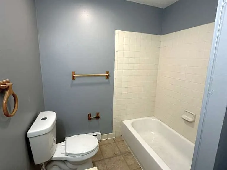 176 Lincoln St #9 — Photo 9