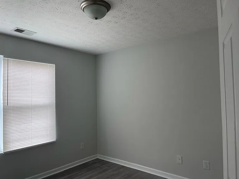 5201 Fairington Ridge Cir — Photo 12