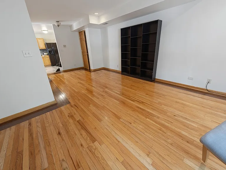 2836 N Damen Ave #2 — Photo 13