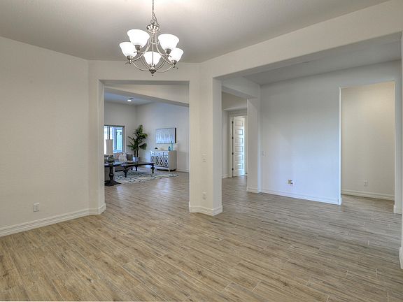 3rd image of 9238 W Via Del Sol