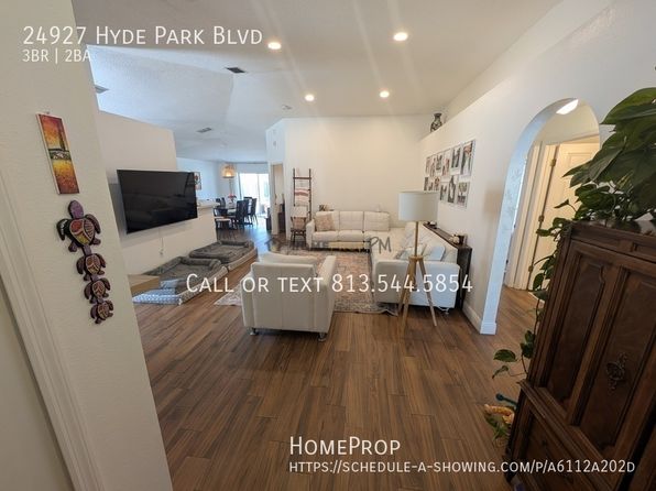 24927 Hyde Park Blvd