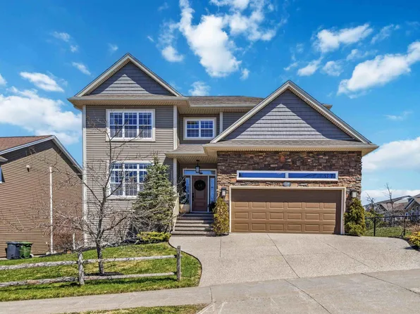 197 Maple Grove Ave, Timberlea, NS B3T 0C7