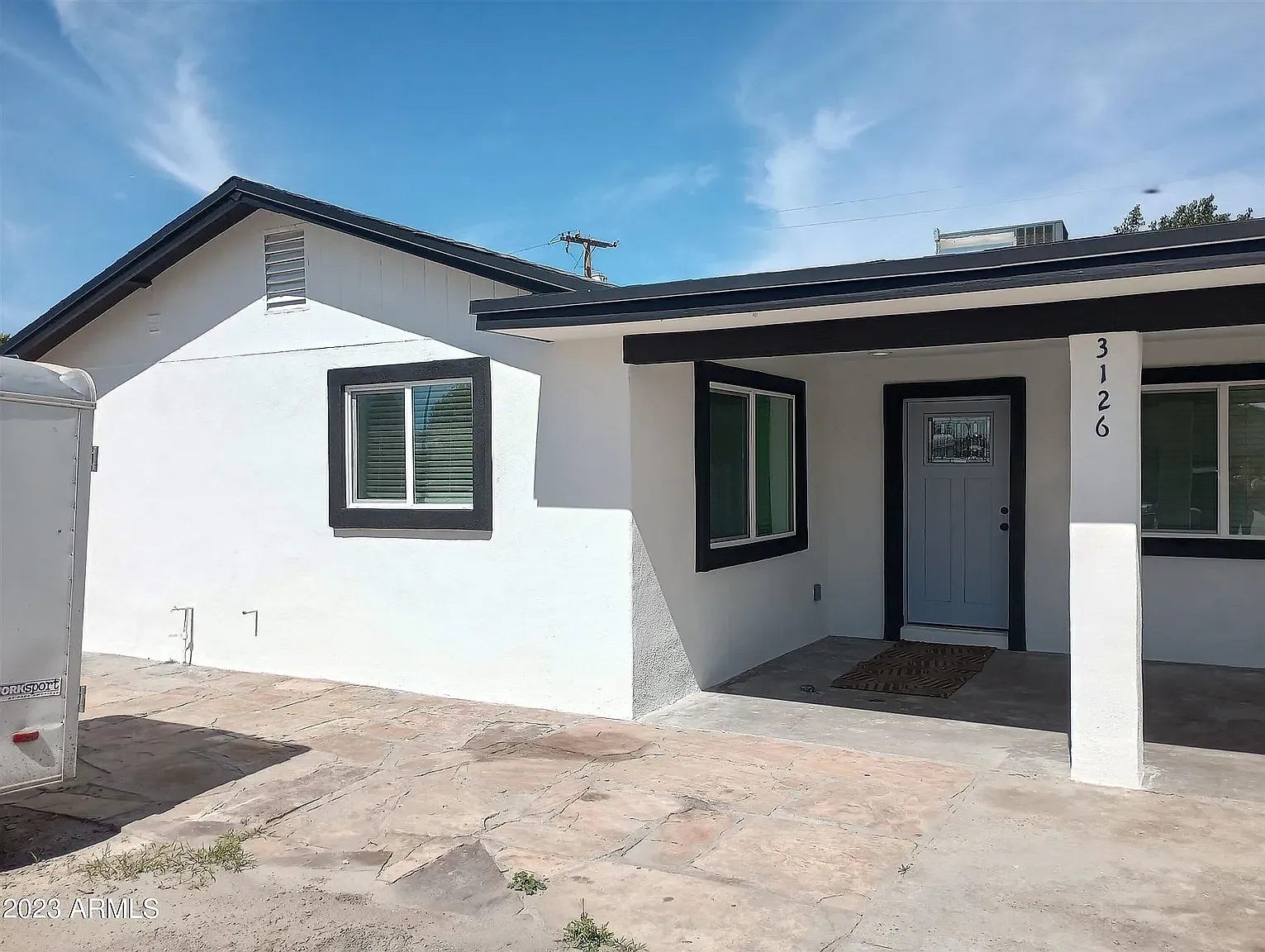 3 bed, 1570 sqft, $2,450 — Photo 2