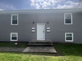 107 W Workman St, Knob Noster, MO