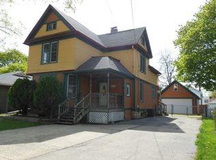 807 S 4th St, Aurora, IL 60505