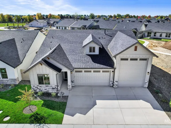 1773 N Green Pine Ln, Star, ID 83669