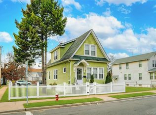 38 Lehrer Avenue, Elmont, NY 11003