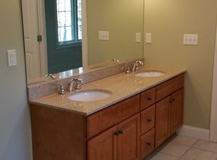 107 Forest Rd, Wolfeboro, NH 03894