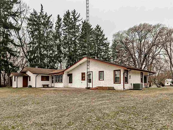 3rd image of 10001 Queen Oaks Dr