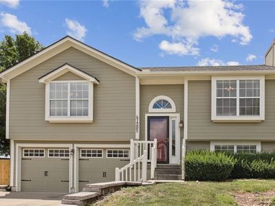 1205 Birch Dr, Greenwood, MO, 64034