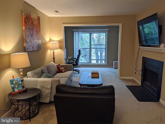 3rd image of 10302 Appalachian Cir #8303