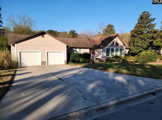 121 Singing Wood Ln, Elgin, SC 29045