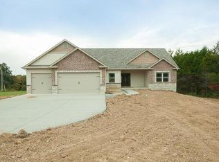 13 Wohler Ct, Troy, MO 63379