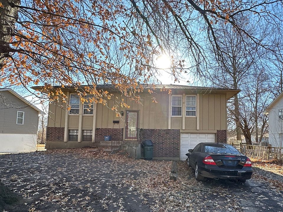 1st image of 7813 E 120th St