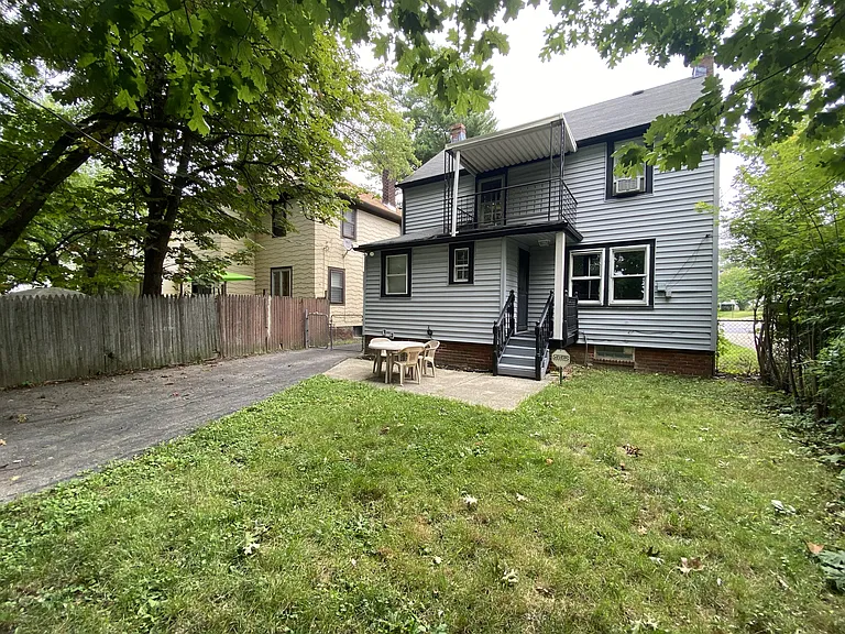 1004 Greyton Rd — Photo 21