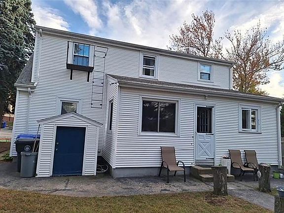 3rd image of 28 Carovilli St