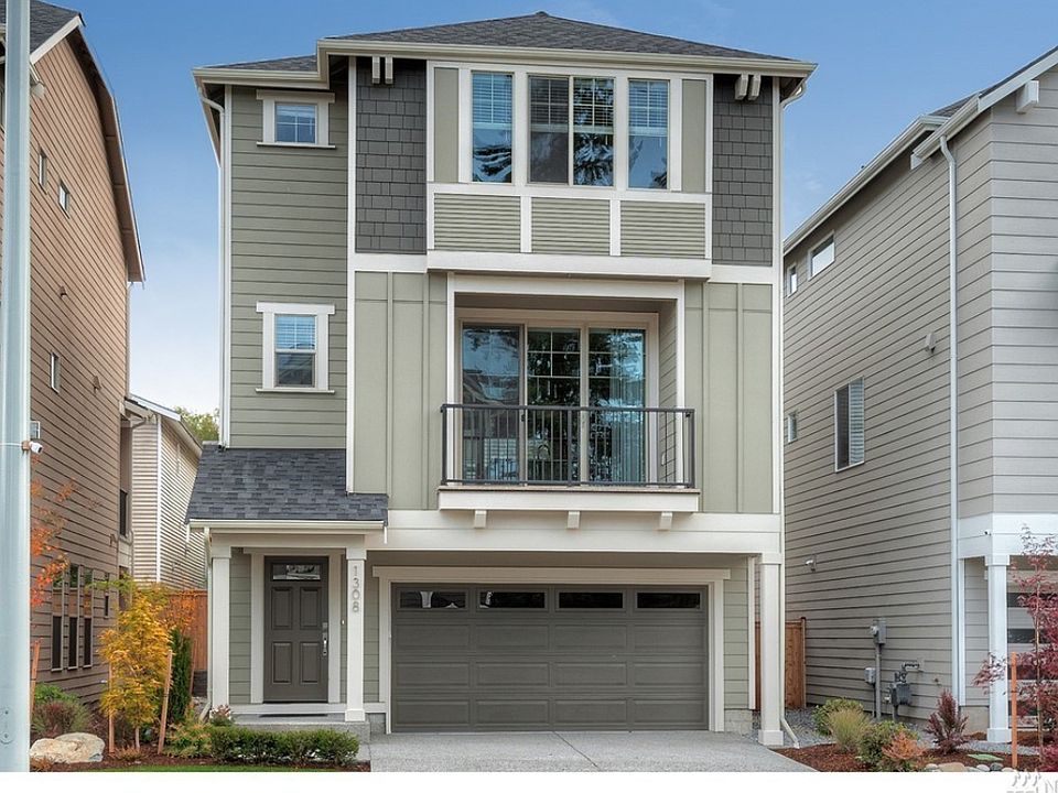 Home comes with 2 car parking garage and additional Driveway space for 2 cars for your guests.