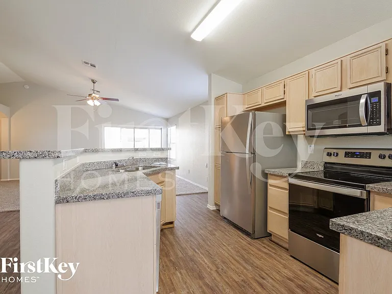 8402 W Bloomfield Rd — Photo 8