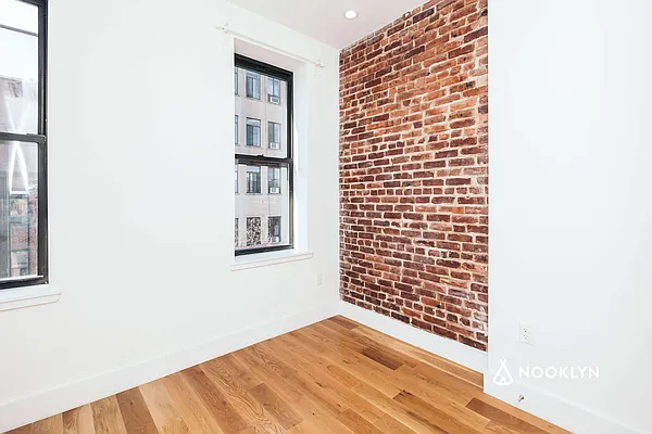 Rented by Nooklyn NYC LLC | media 1