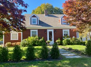 10 N Pleasant St, Dartmouth, MA 02748