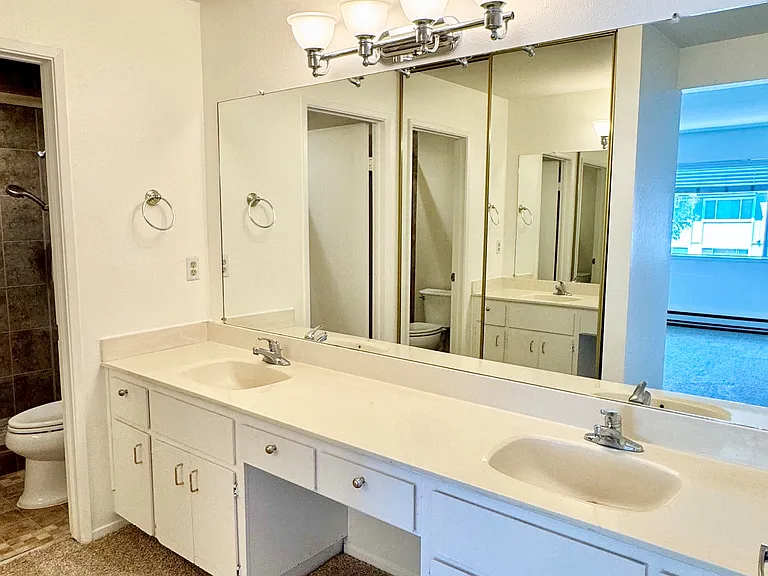 2214 Almaden Rd #B — Photo 16