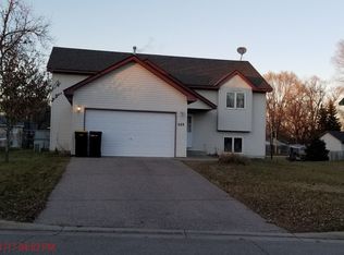549 5th Ave E, Shakopee, MN 55379