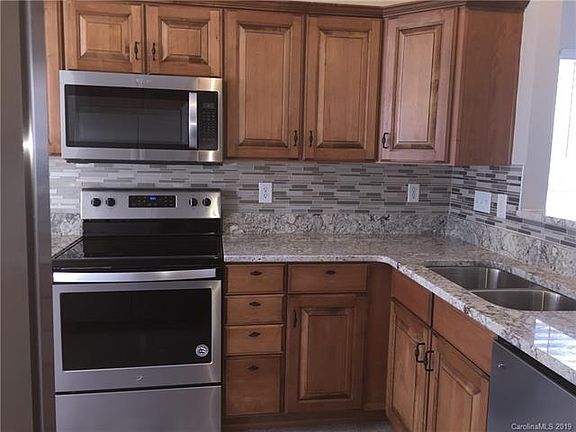 2nd image of 103 Kase Ct
