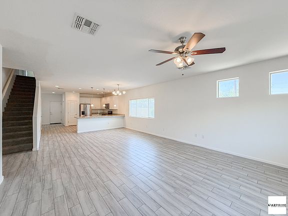 5th image of 1741 W Pollack St