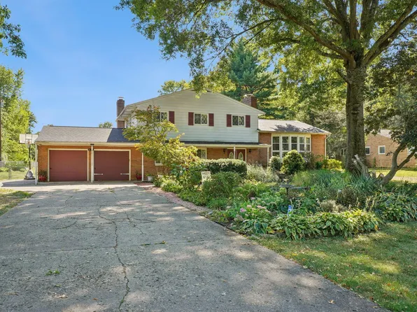 4575 Walburn Rd, Columbus, OH 43232