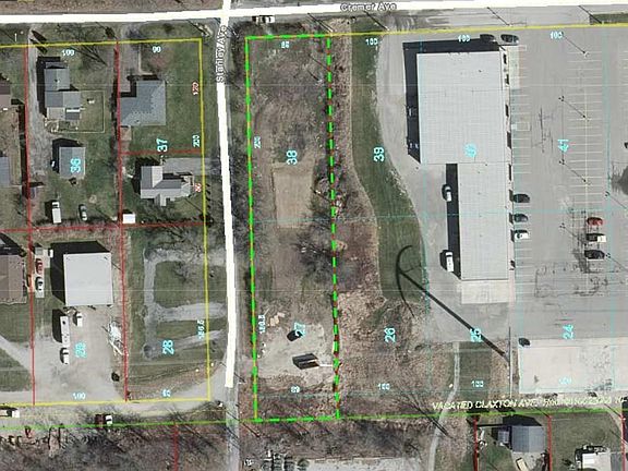2nd image of 1827 Cremer Ave
