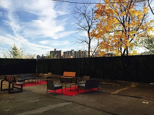 Rented by Bruma Realty LLC | media 6