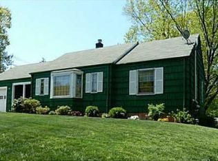 102 Orange St, Edison, NJ 08817