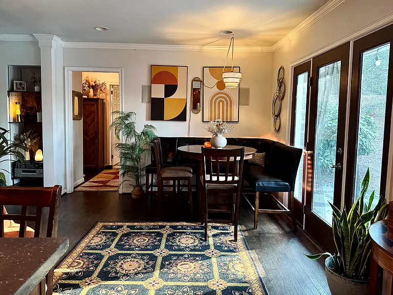 2056 Lenox Rd NE — Photo 17