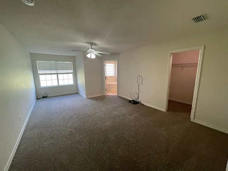 21822 Eastbrook St — Photo 11