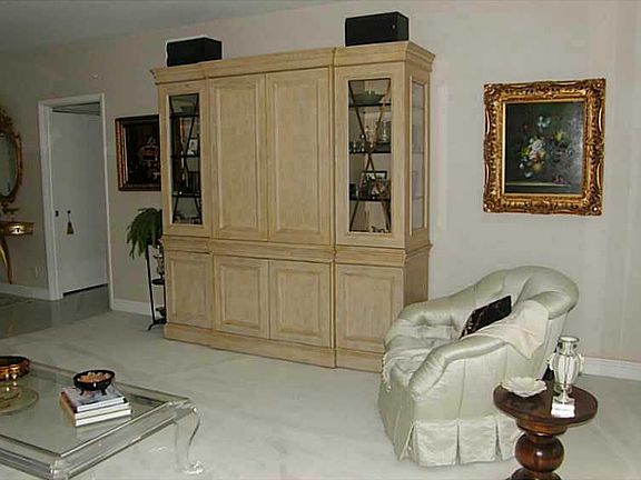 3rd image of 3000 Island Blvd APT 703