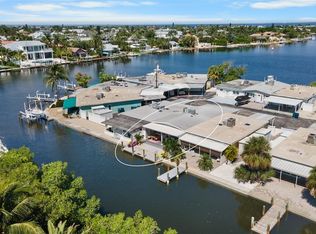 26 Seaside Ct, Holmes Beach, FL 34217