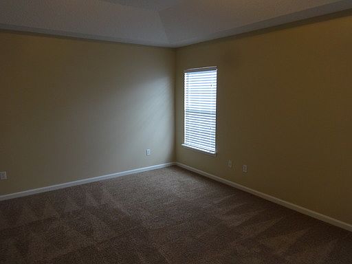4th image of 6451 Blue Leaf Ln