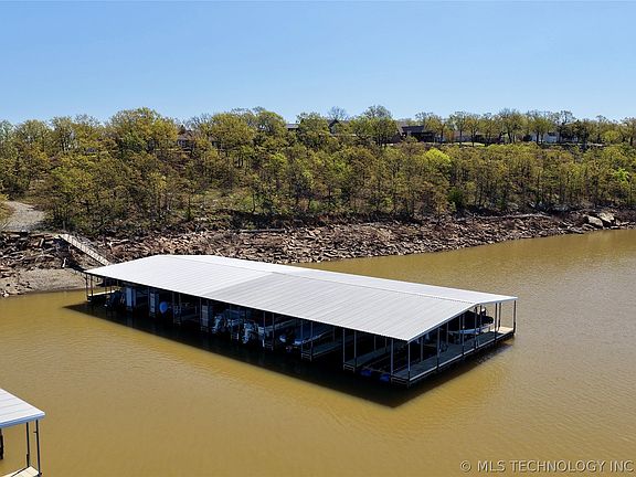 4th image of 19 Falcon Ln