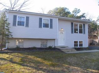 81 N Grove St, Berlin, NJ 08009