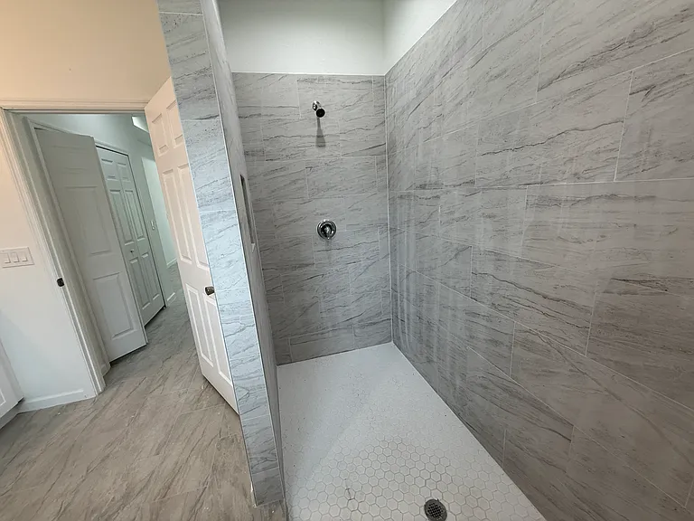 1180 Comfort Ln — Photo 7