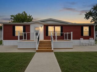 32 West St, Caledonia, OH 43314