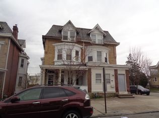 932 W Marshall St, Norristown, PA 19401