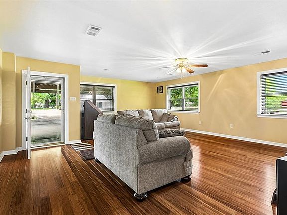 5th image of 119 Colver Dr