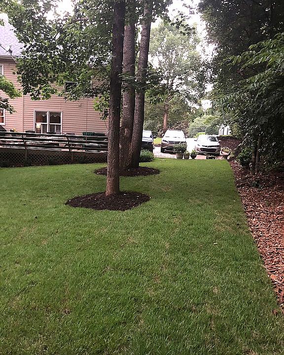 2nd image of 27 Silver Knoll Ct