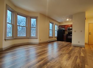 238 College, Burlington, VT 05401