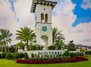 9271 W 32nd Ln, Hialeah, FL 33018