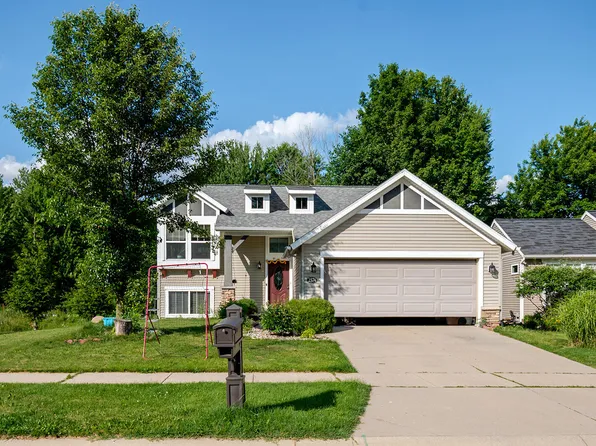 2574 Winterberry St, Holt, MI 48842
