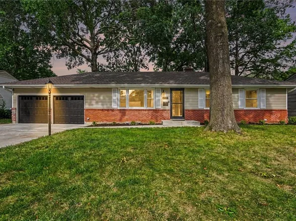 4937 NE Gladstone Ave, Kansas City, MO 64119