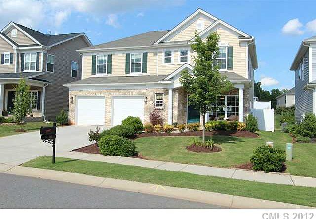 1st image of 114 Sand Spur Dr