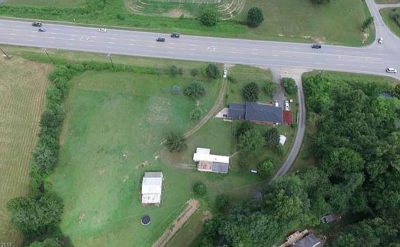 2nd image of 5945 Asheville Hwy